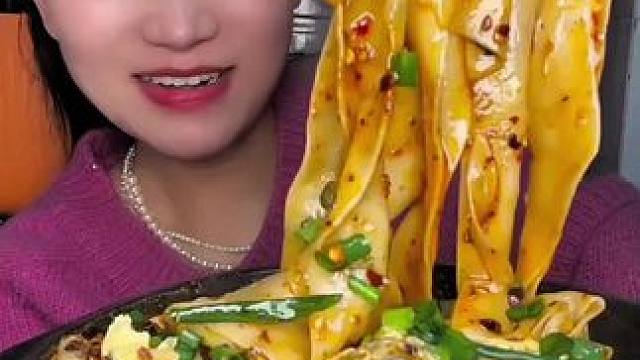 #美食分享 #大宽面 #吃货日常