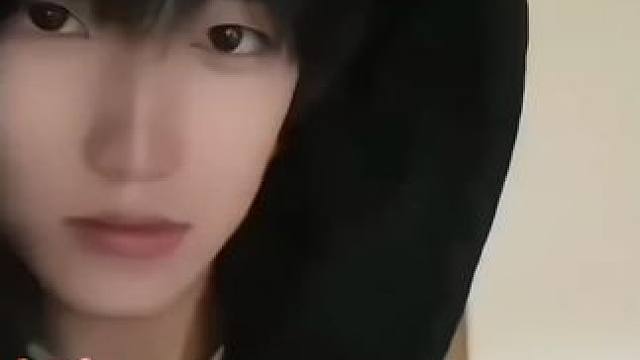 第一次对帅哥这么有敌意 这就是爽文男主的配置吗…