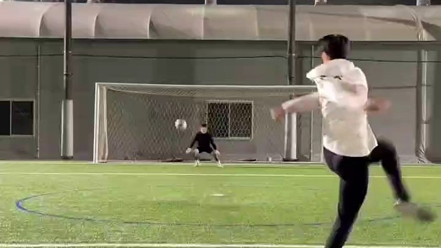 小个子门将看完自信心爆棚！