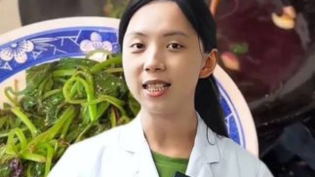 苋菜有哪些好处你知道吗？中医推荐：夏天可以多吃苋菜，食用前一定要记得焯水哦！