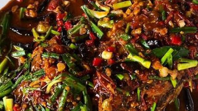 28的年龄有着48岁的厨艺 #酸辣鱼#把家乡的味道分享给大家#地方特色美食#双凤#新农人计划2025