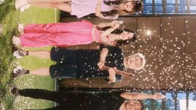 每一帧都是无法复刻的瞬间 于是我们按下快门 
#群像  #京城大师赛抽象运动会  #京师狼堡运动会线