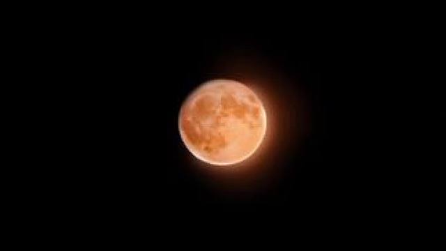 夜晚创意拍摄月亮照技巧教程 #拍照教程 #种草 #亭子创意自拍 #创作者伙伴计划 #创作者广告分成计