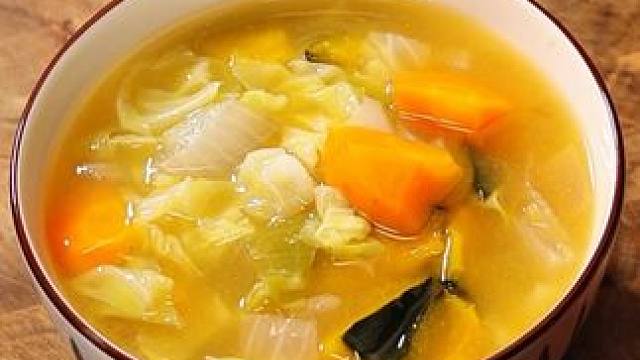 千万别小看这五种蔬菜，这是一个万能的配方，好喝没负担！ #哈佛蔬菜汤  #低卡低脂餐 #减脂餐 #喝