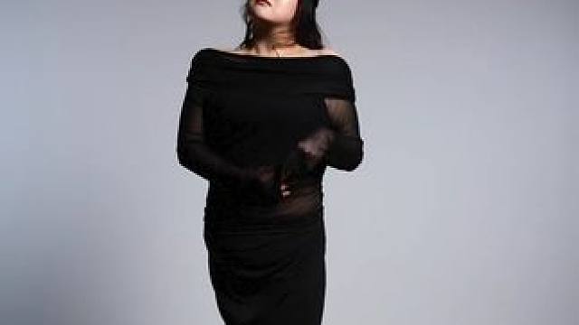 #陈嘉佳登杂志封面  40岁减重100斤这毅力真的让人倾佩#40岁的陈嘉佳减重100斤   #细细粒