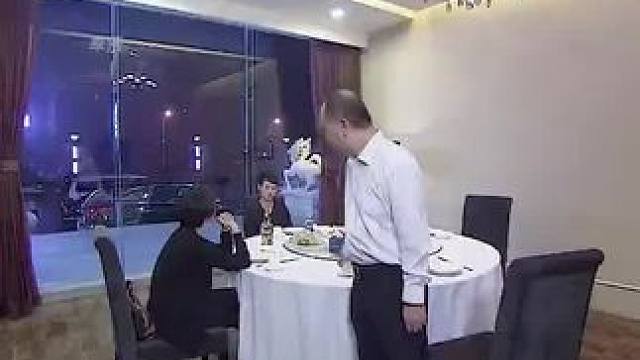 西瓜视频 点击上方（红色按钮） 可看完整版 大结局太精彩了...《西瓜视频》，观看精彩后续《西瓜视频