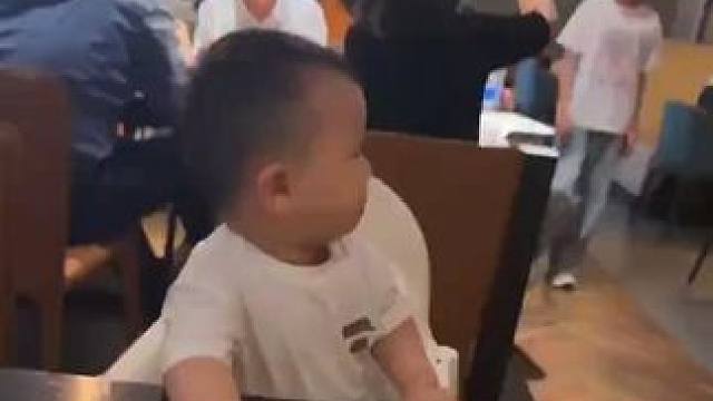 绅士的眼光都是一致的 无论大小#人类幼崽