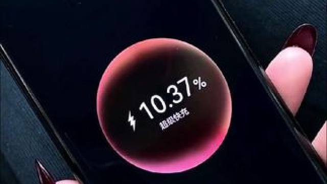 有车的可以装上这个车载充电器，超级快充同时支持给两台手机充电 #车载充电器 #车载好物分享 #汽车好