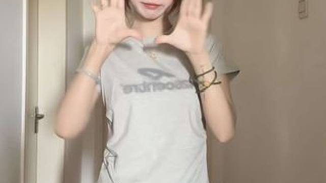 打一组歹徒兴奋拳 #甜妹 #摇一摇