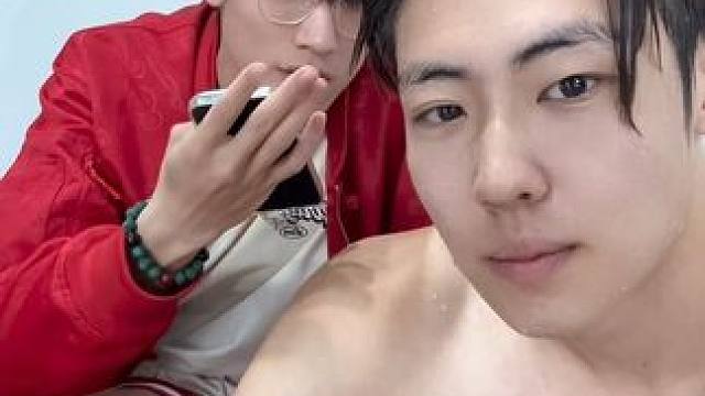 老学长最后一届本科比赛了 #游泳 #体育生 #197 #大学生 #校园生活