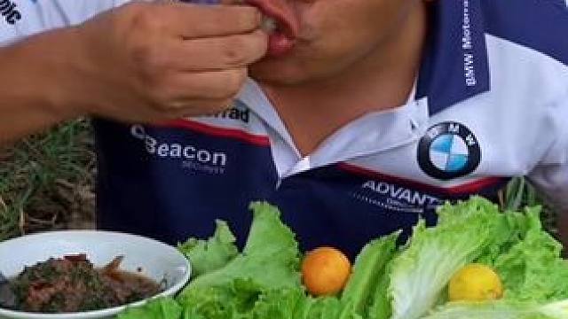 浓汤煮胎盘酸辣凉拌️墨鱼须 #美食 #泰国美食 #内容启发搜索 #户外美食