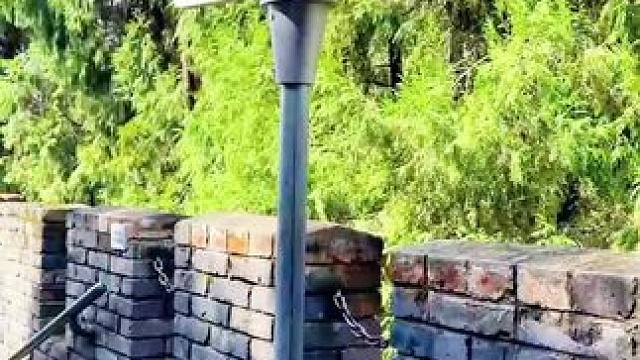 端午假期带上家人，徒步金龙长城，登高望远，尽享春日美景。站在长城之巅，远眺龙泉山的巍峨壮丽，近观金龙