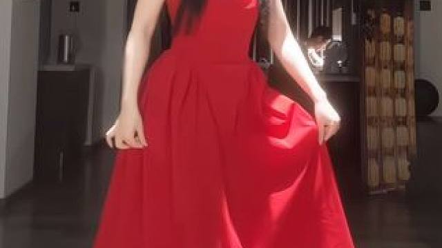 “是你吗” #爱的华尔兹 #氛围感舞蹈 #影子舞 #向全世界展示中国舞