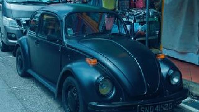 在新加坡偶遇了一台经典古董虫。#甲壳虫 #古董车 #新加坡