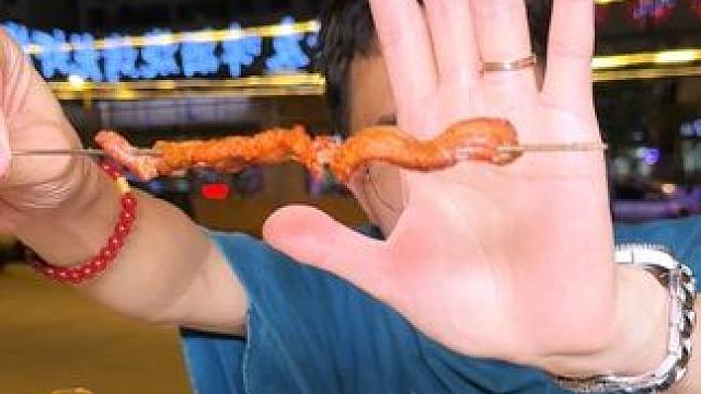 城南又新开了一家天桥夜宵城，户外吃烧烤，停车也特别方。快来试试吧!#夜宵吃什么 #宜春美食 #宜春美