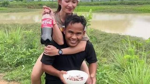 东南亚矮个子和老婆 #东南亚矮子老婆 #东南亚矮子