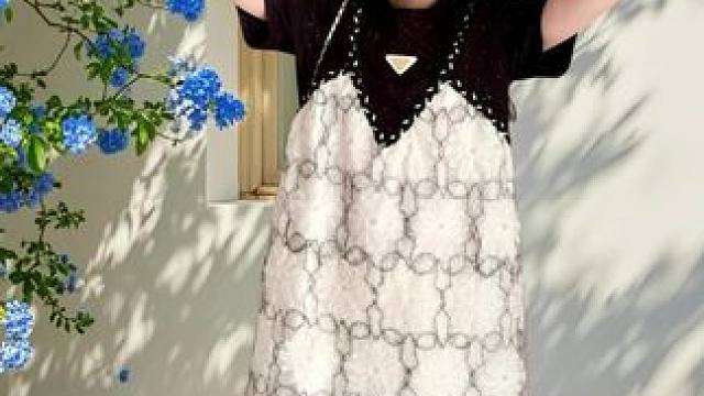 夏天这样穿
#夏天该有的样子 #࿆做最好的自己遇见最好的生活 #甜美女孩 #穿搭 #连衣裙