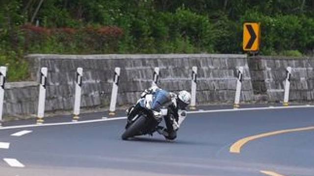 说永远太假了，记住这一瞬间就够了#春风675sr #跑山