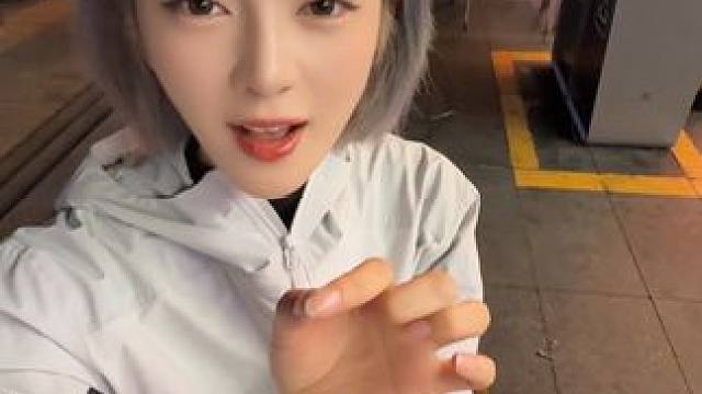 #内容过于真实 果然跟年轻人玩我也年轻#夜市里的烟火气 #vlog日常