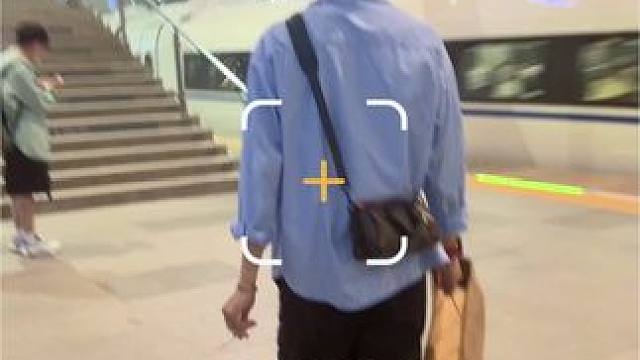 慌张又凌乱的一天到鸡架城接地气了 那就祝你们粽子节快乐#vlog日常 #日常生活 #第一视角