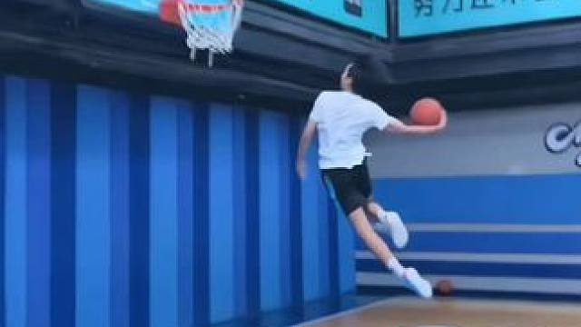 谢谢你捅我一刀 让我不再那么天真#柯冉