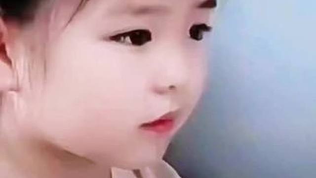 #可爱童声版 #小朋友唱歌 #萌娃爱唱歌视频 #欢庆六一载歌载舞 ！