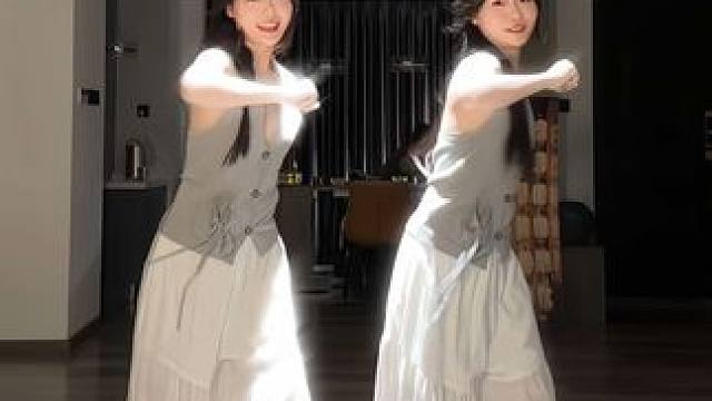 姐妹 还是太权威了 #小仙摇 #小仙摇挑战 #简单易学 #氛围感