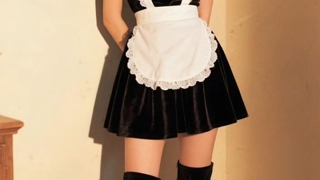 动漫美女跳舞。