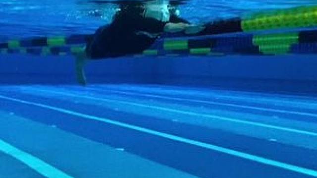 放慢放慢在放慢，越慢越不容易错，加油朋友们#游泳 #学游泳 #蛙泳