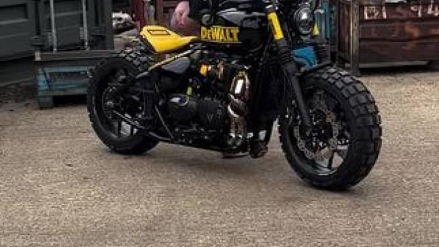 凯旋bobber- TH #凯旋bobber #凯旋摩托 #bobber #复古机车 #机车改装