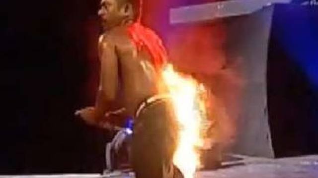 你知道三哥的技能有多厉害吗。 #这谁顶的住啊 #奇葩综艺 #综艺搞怪