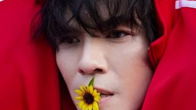 对他的印象一直是抽象 差点忘了这哥也是时尚圈的#向佐#向佐终于回归时尚赛道了#向佐随时随地饭撒的神