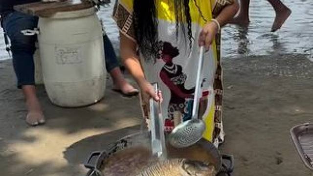 东南亚户外野炊 #原创视频 #野外生活 #乡村美食 #荒岛求生 #户外美食