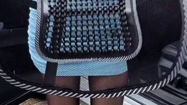 夏天开车后背闷热容易出汗，腰部也难受，有了这款护腰靠垫，透气又舒适，开车更轻松 #汽车用品  #汽车