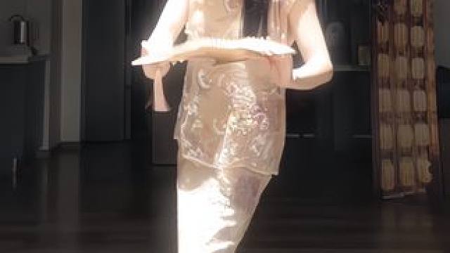 鸳鸯池中鸳鸯戏  #向全世界展示中国舞 #国风舞蹈 #鸳鸯戏