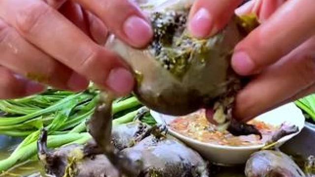 泰国大补林蛙 #我的乡村生活 #原创视频 #农村美食记录生活 #光盘行动妈呀太香了 #美食