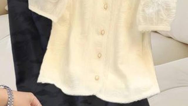 #小个子女生夏天穿搭指南 被问爆的法式小香风蕾丝刺绣短袖衬衫～法式小香风短袖蕾丝短袖衬衫#新中式穿搭