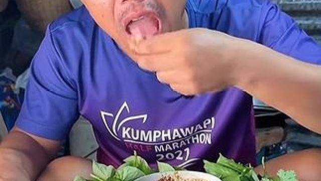 牛瘪辣椒汁️烤牛腰子烤牛蛋 #美食 #内容启发搜索 #泰国美食 #户外美食