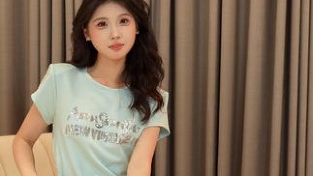 蓝色是大海的颜色#谁穿谁好看系列 #ootd穿搭 #蓝色系穿搭 #夏季新款