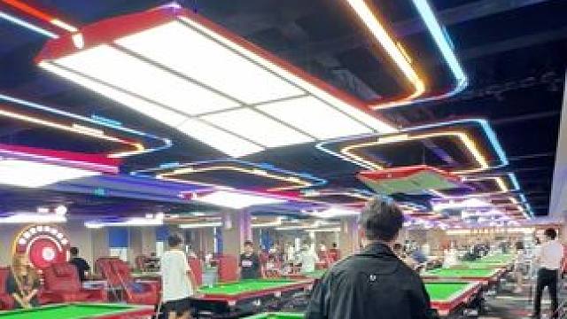 不打台球真不知道，原来这家台球厅在宜春这么火，快约上爱打台球的伙伴来体验下吧！#人气台球俱乐部 #台