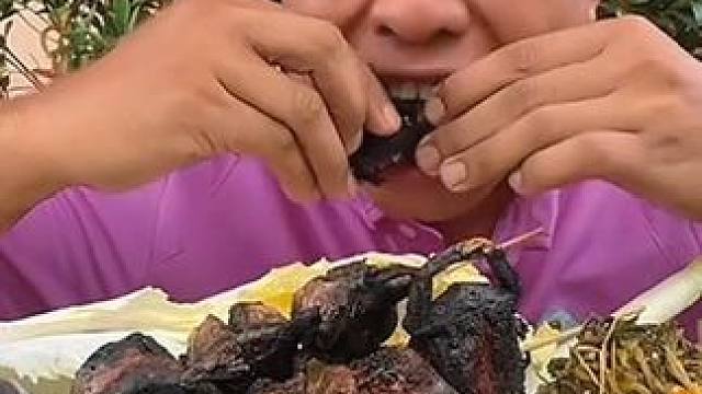 酸辣️木瓜丝碳烤蛋蛋蛙 #美食 #泰国美食 #户外美食 #内容启发搜索