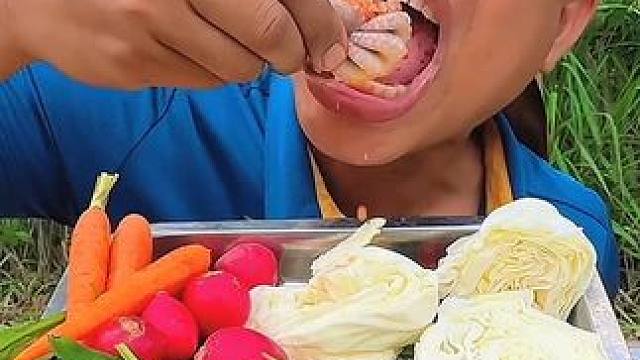 脆脆弹弹的小八爪 #美食 #泰国美食 #户外美食 #内容启发搜索