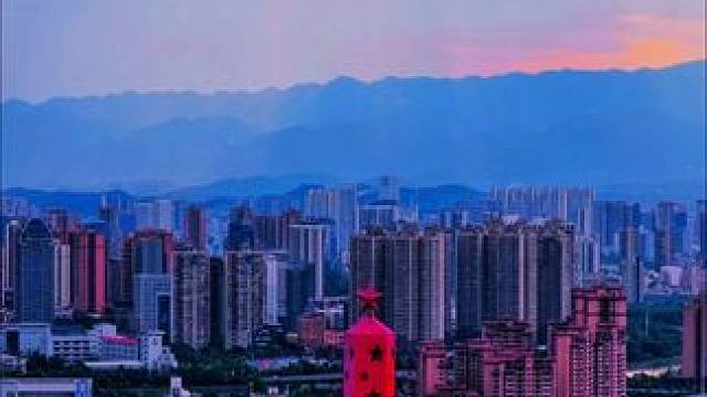 夕阳西下时的女皇故里广元#不一样的风景 #上热搜 #城市风景 #一帧中国·大美广元