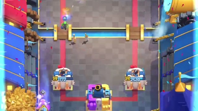 higher钻机圣骑冲塔抢血！边疆守卫女巫墓园反蹦迪！【铁师傅杯】