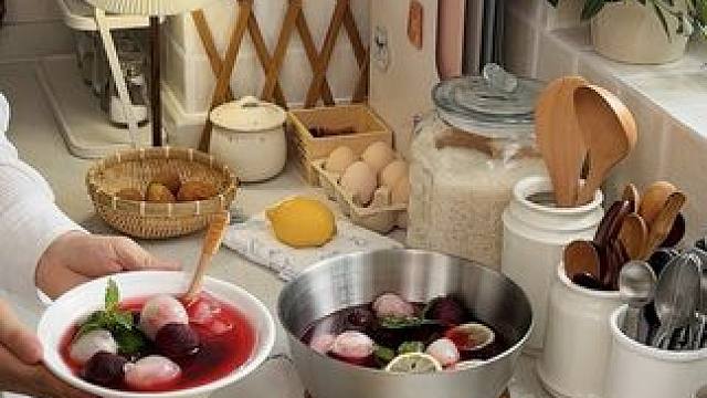 厨房日记冰镇杨梅荔枝饮·虾滑馄饨 #沉浸式做饭 #夏日特饮 #美食vlog #治愈系美食 #在家做美