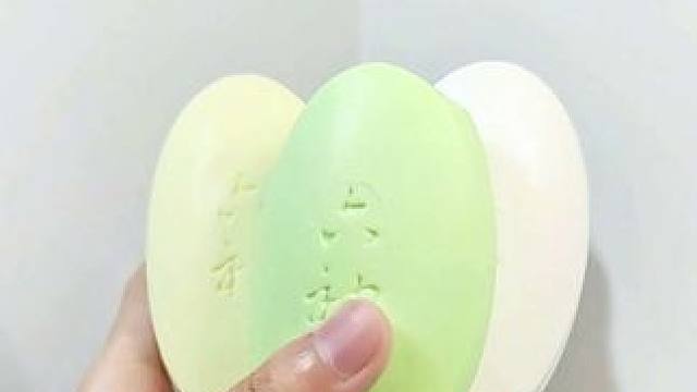 闻着很清香，洗完很清凉！这种香皂太适合夏天了！ #香皂 #六神 #家庭必备 #夏日必备 #初夏的味道