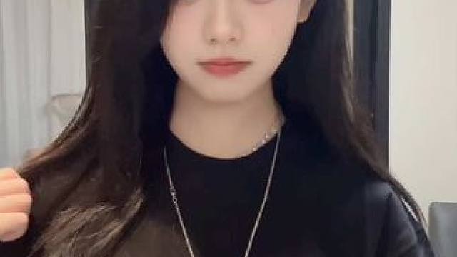 今天周五️#甜妹 #KZDALL牵牛花短袖 #胜心摇2