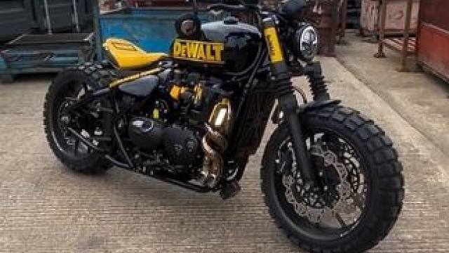 宽轮胎 麻花排气 黄色拉花烤漆凯旋bobber #凯旋bobber #bobber #凯旋摩托 #机