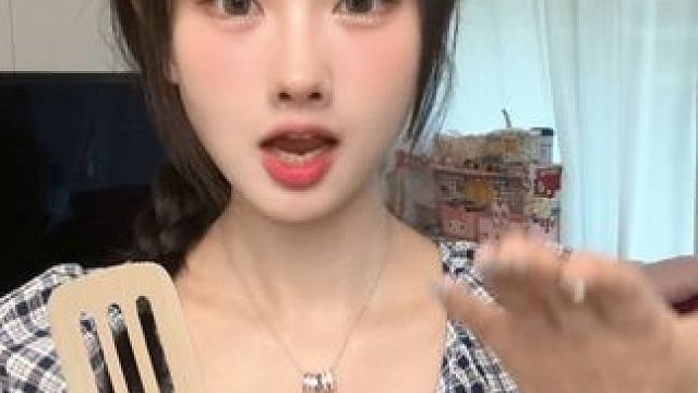 为什么看见冰淇淋就让人口水流不停#如何卖萌 #大耳朵图图手势舞