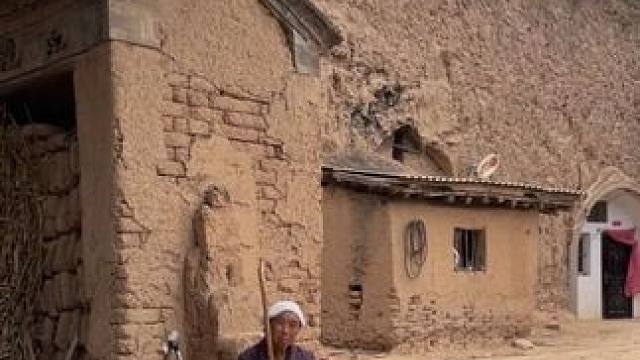 豫西窑洞人家，冬暖夏凉，没有车贷，没有房贷，一日三餐，粗茶淡饭，日出而作，日落而息，像这样平淡安逸的